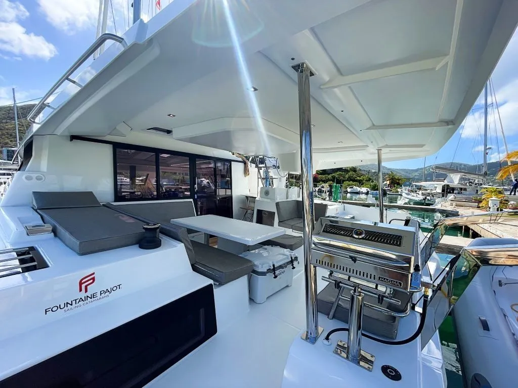 Sara Lin Charter Boat