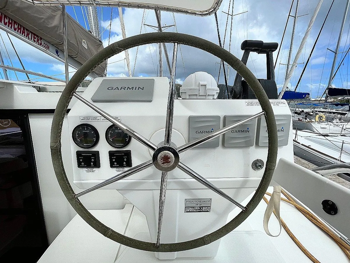 Full Moon 2 Charterboot - 5