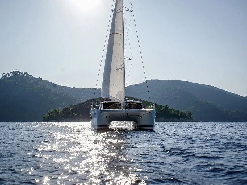 Lounge Charter Boat
