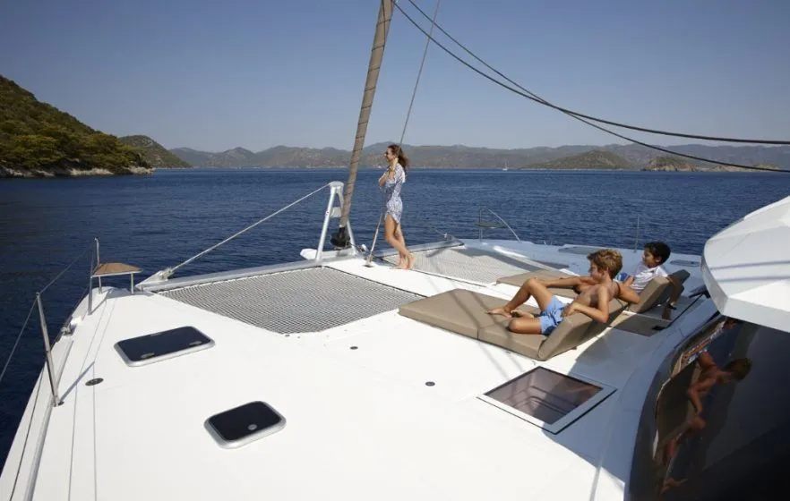 17.02m Ribishi Catamaran Fountaine Pajot Ipanema 58 Hire