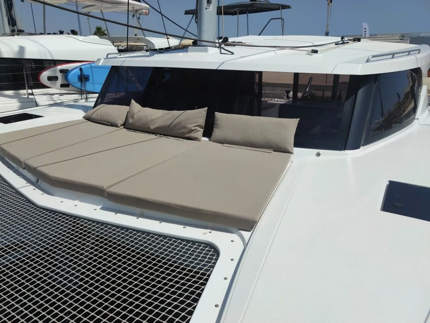 Isla Charter Boat