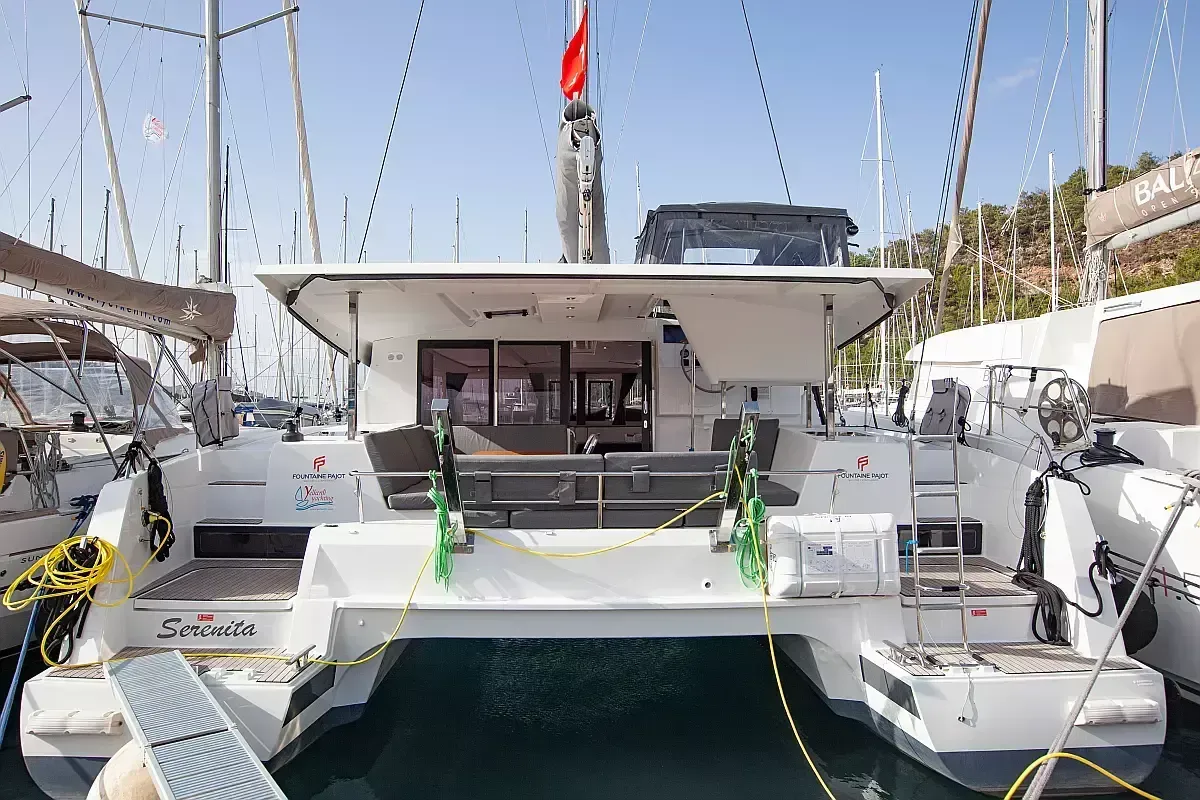Rent a 11.93m Catamaran Fountaine Pajot Isla 40 in Orhaniye