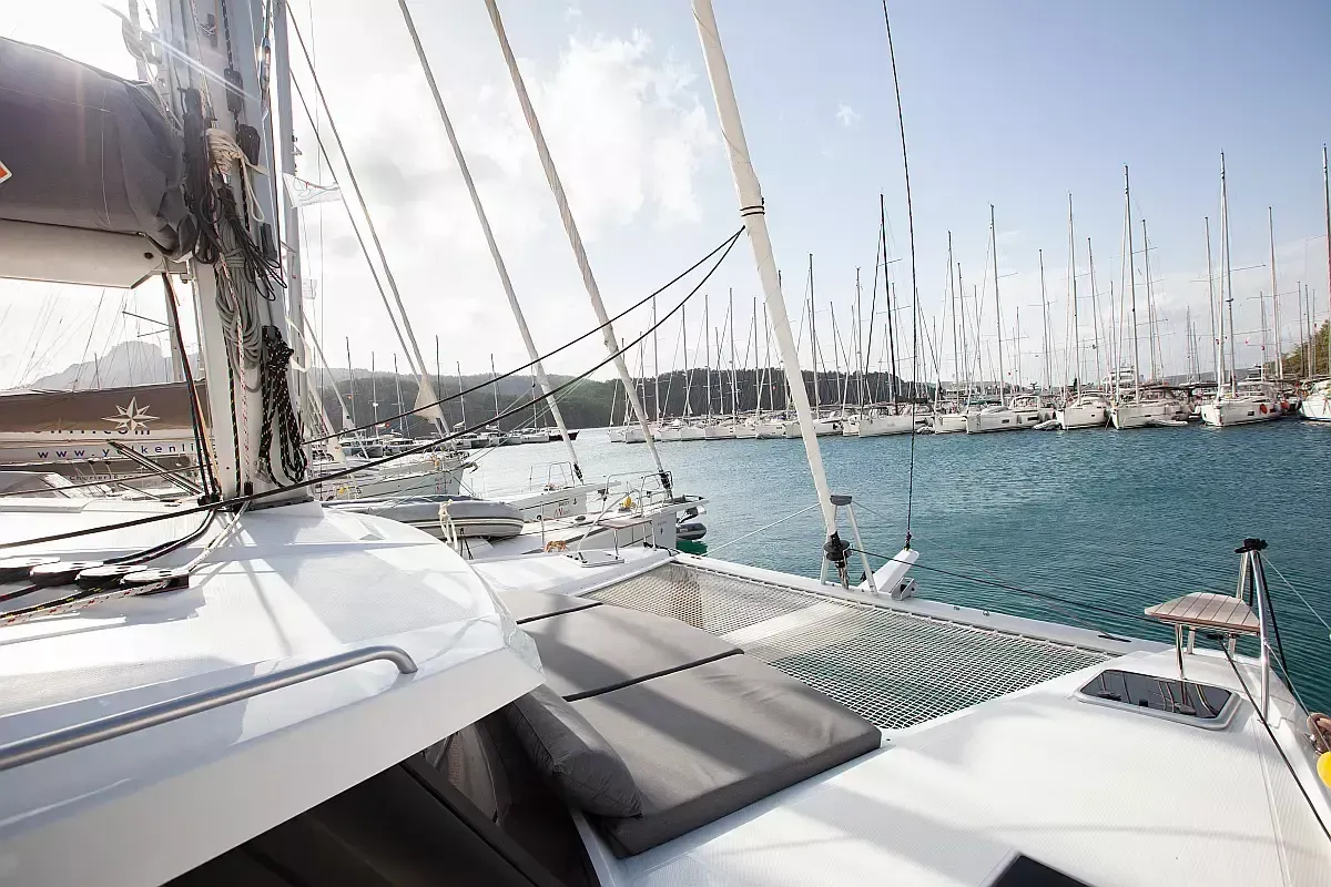 Rent a 11.93m Catamaran Fountaine Pajot Isla 40 in Orhaniye