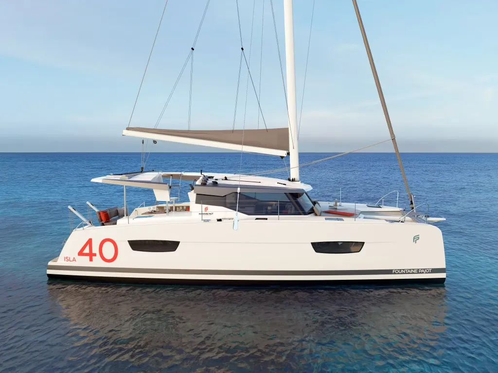 Explore St. Petersburg on a 11.93m Rental Catamaran Fountaine Pajot Isla 40