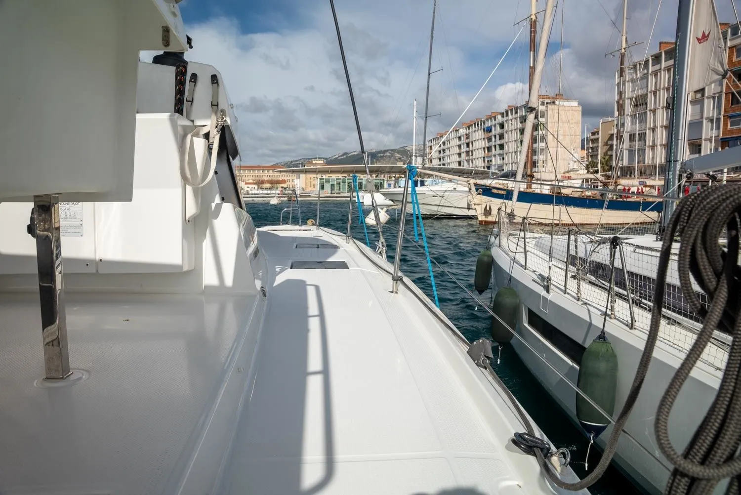 Seabaris Charter Boat