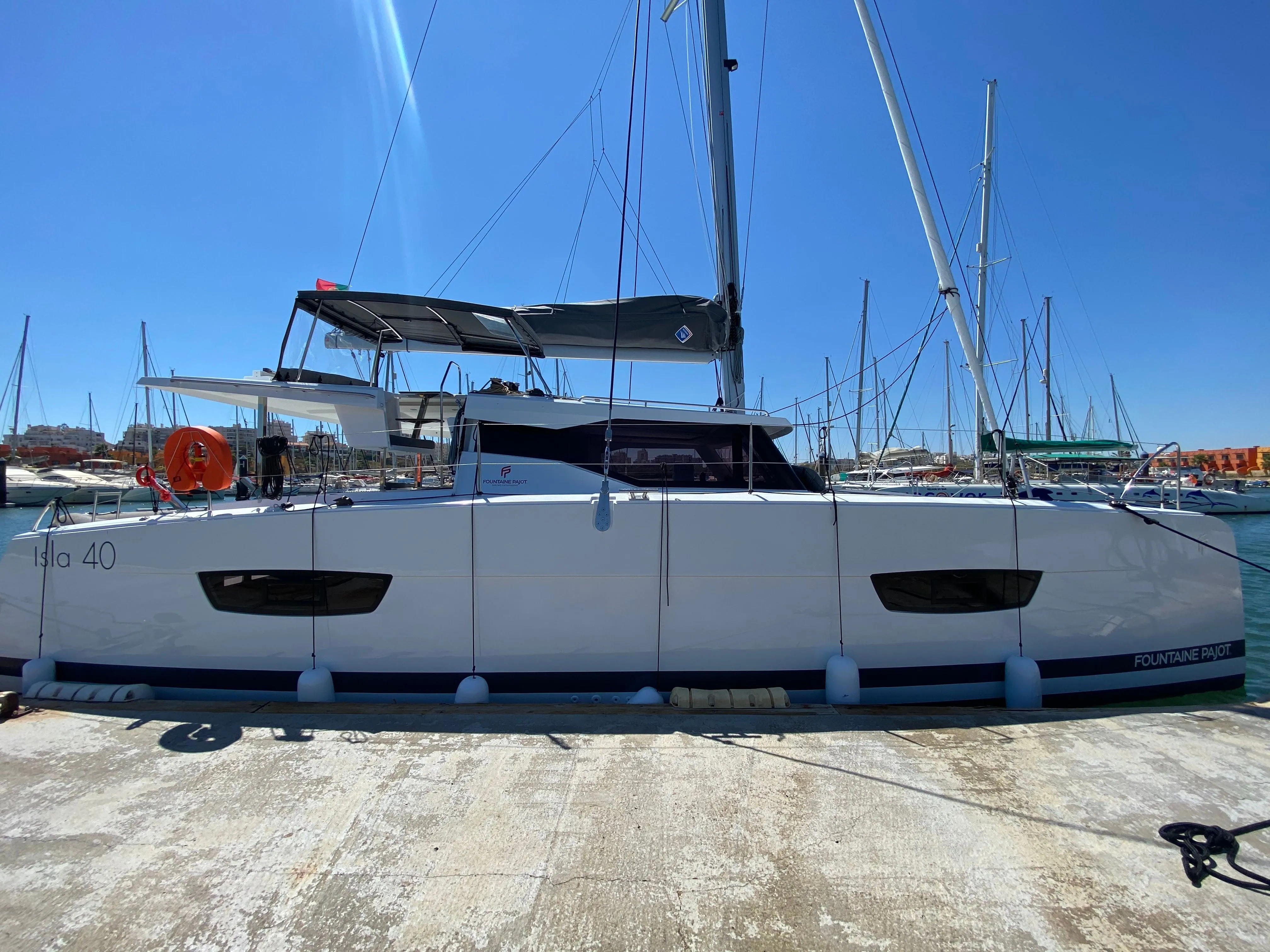 Explore Portimão on a 11.93m Rental Catamaran