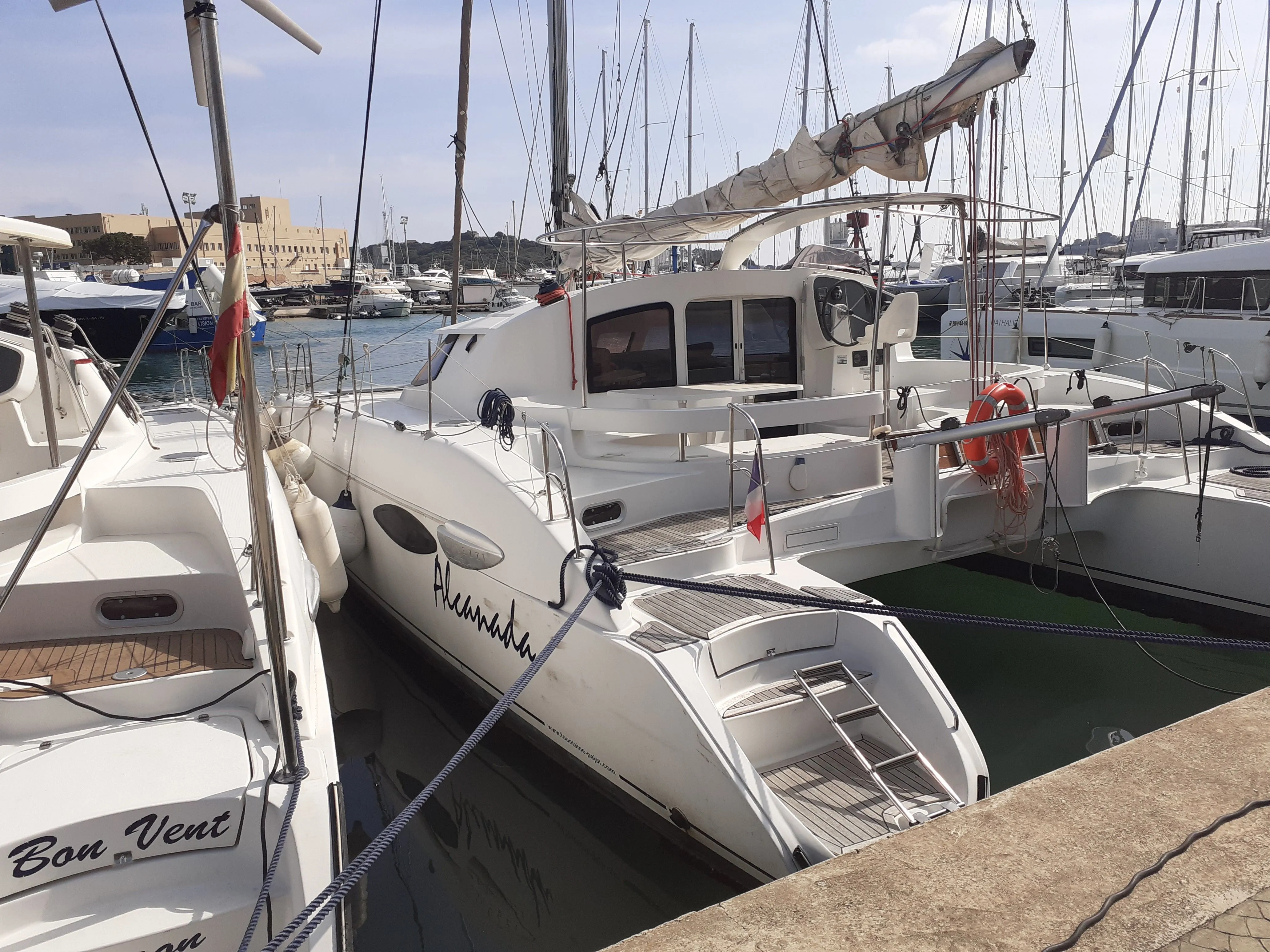 Bon Vent Segon Charter Boat