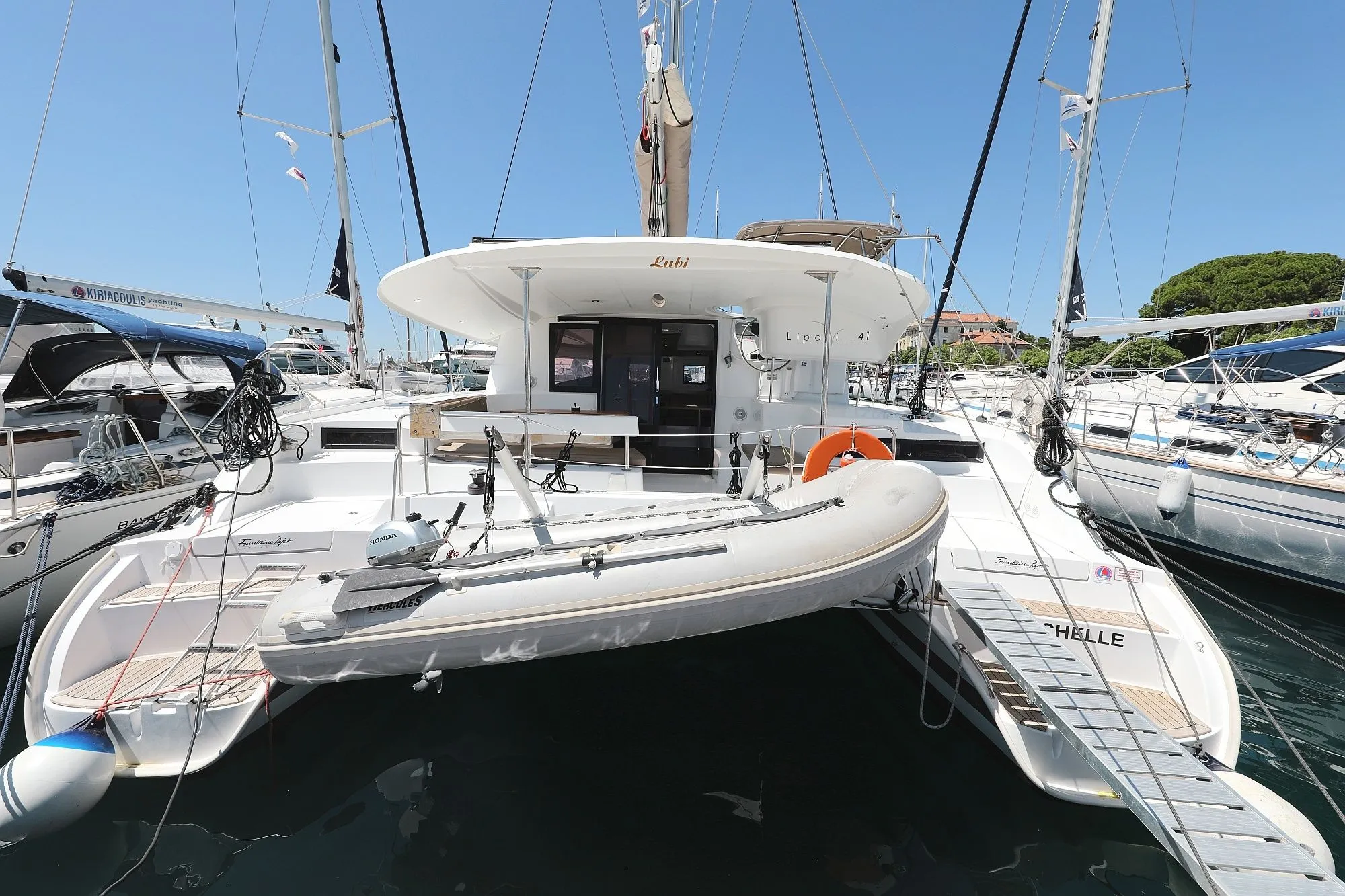 Charter a 11.95m 6 Cabin Catamaran in Zadar