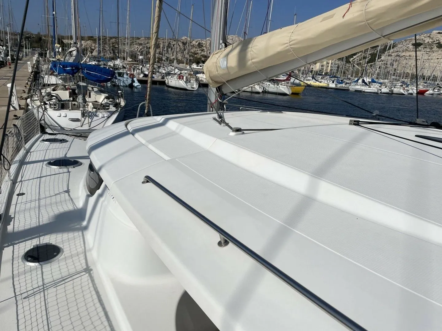 Explore Marseille on a 11.95m Rental Boat