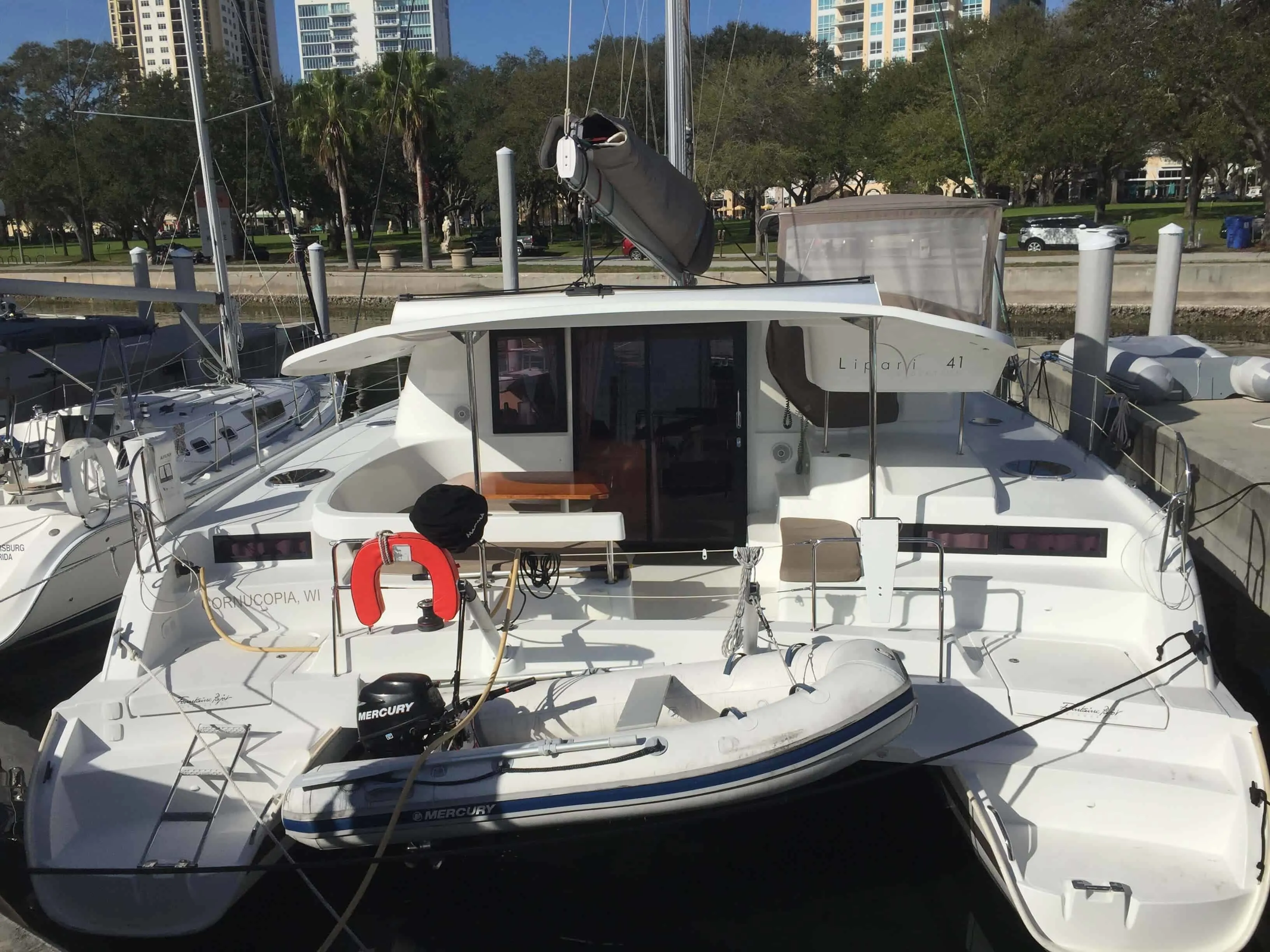 Charter a 11.88m Fountaine Pajot Lipari 41 in St. Petersburg