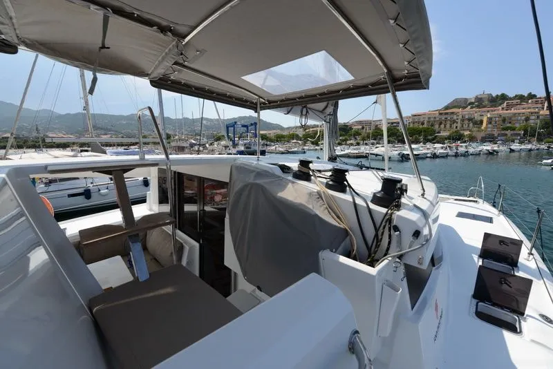 Manoa Charter Boat