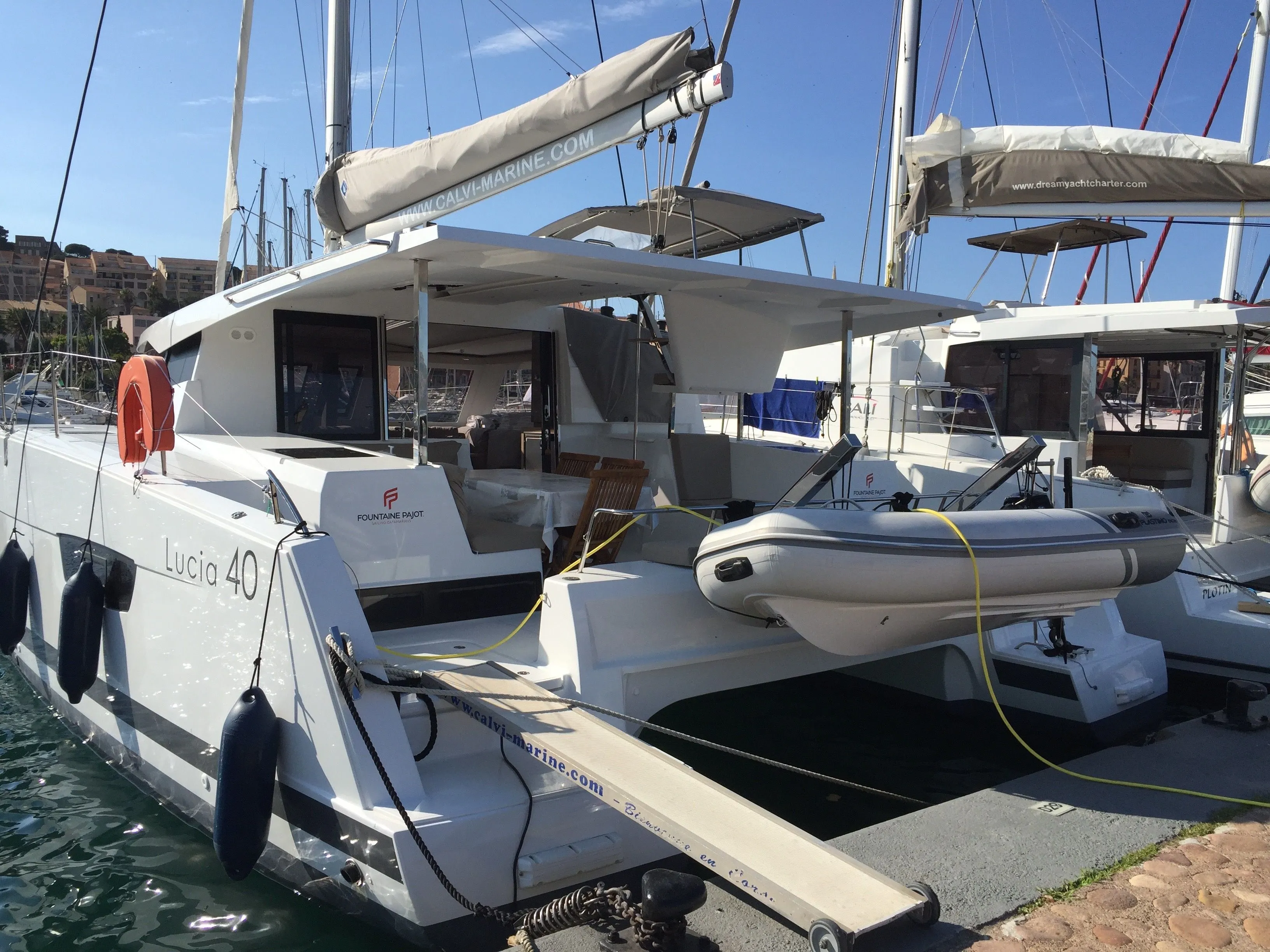 Manoa Charter Boat