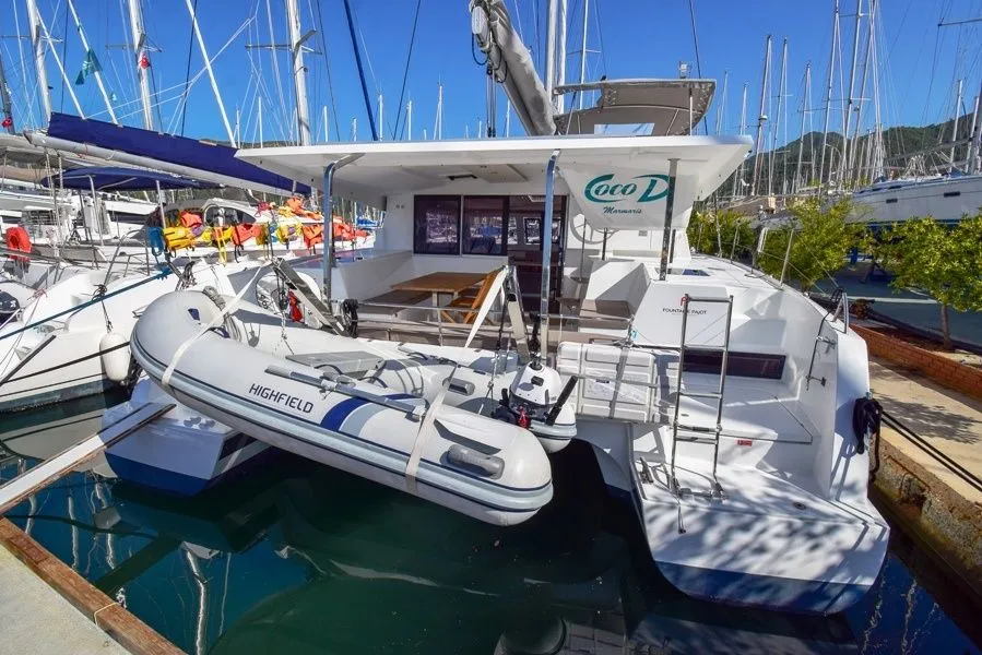 Лодка - Арендуйте 11.73м Fountaine Pajot Lucia 40 катамаран в Мармарис