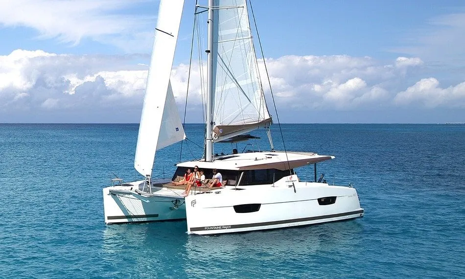 11.73m Pointe-à-Pitre Fountaine Pajot Lucia 40 Catamaran Hire