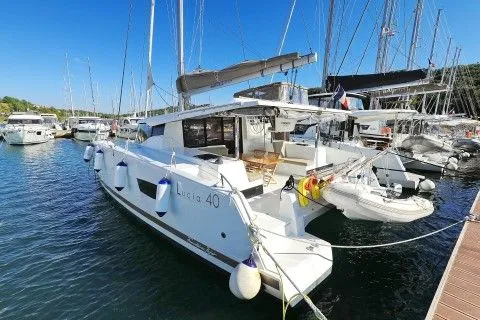 Le Floreanne Charter Boat