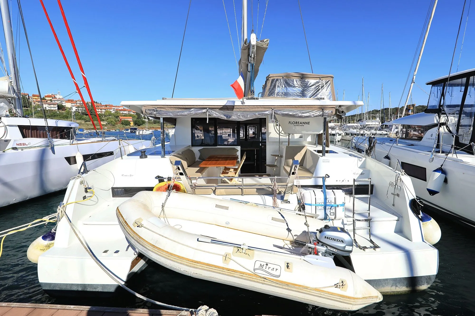 Charter a 12.19m Fountaine Pajot Lucia 40 in Pula