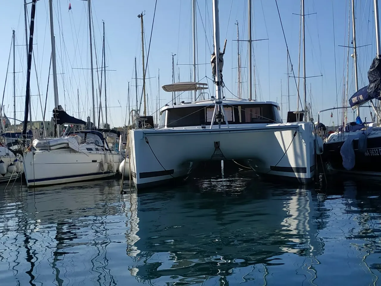 Rent a 11.73m Fountaine Pajot Lucia 40 in Procida