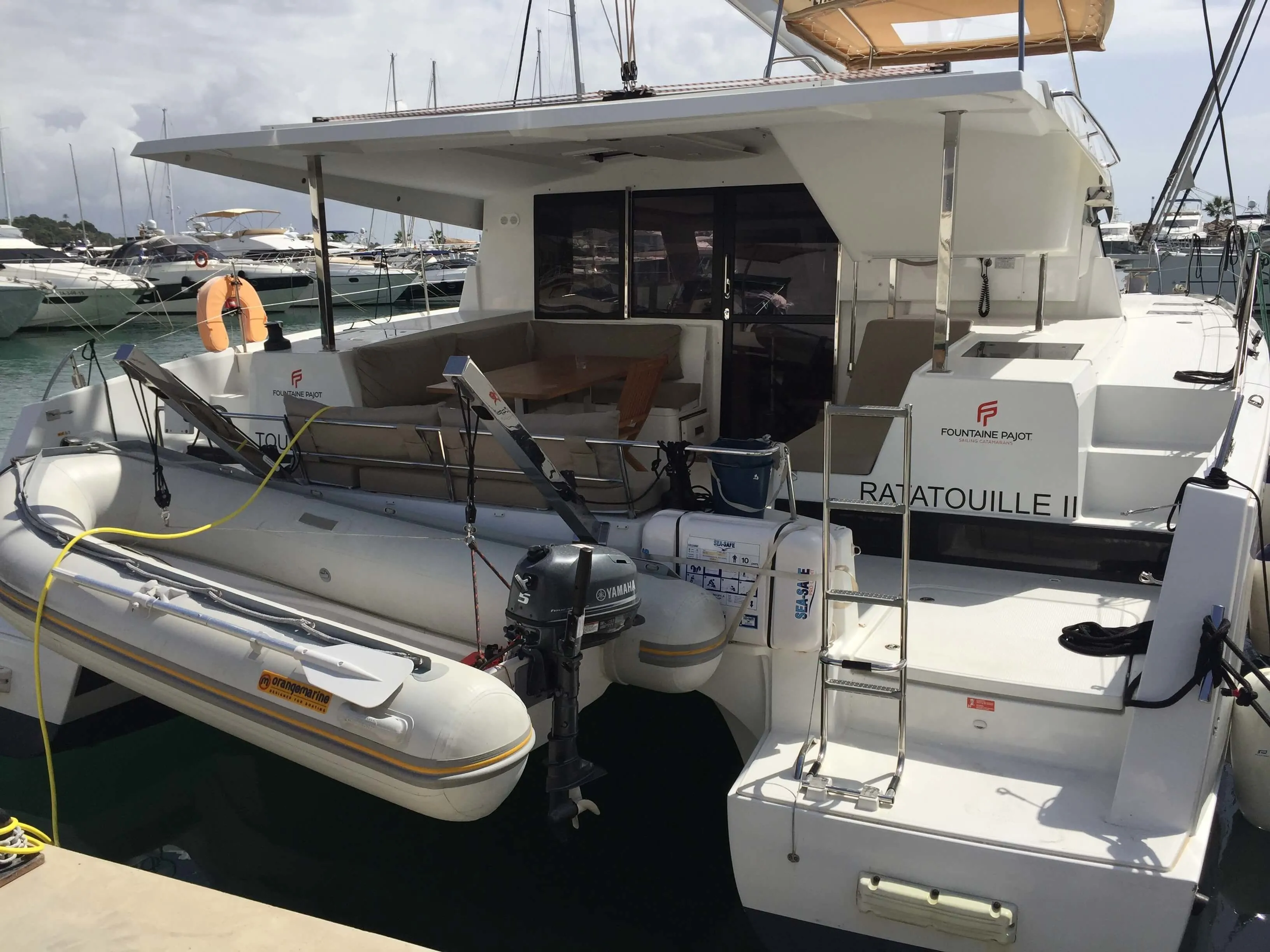 11.73m Toulon 4 Cabin Catamaran Hire