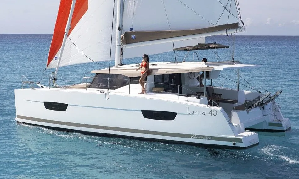 Explore Portimão on a 11.73m 4 Cabin Catamaran Rental