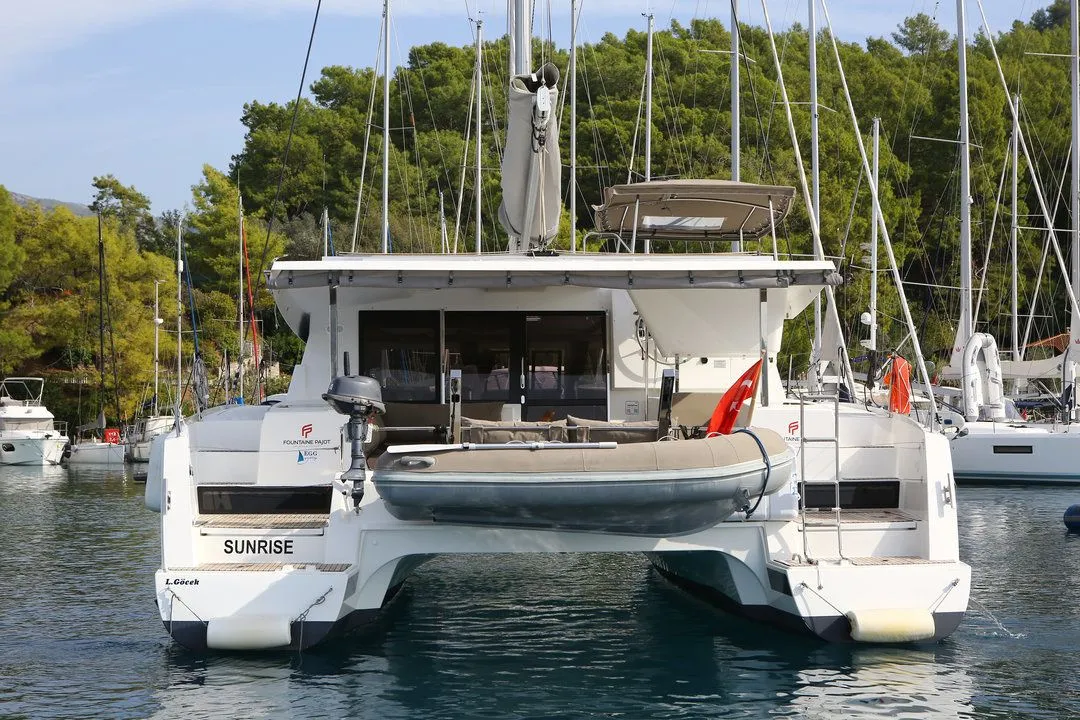 Charter a 11.73m Fountaine Pajot Lucia 40 in Göcek