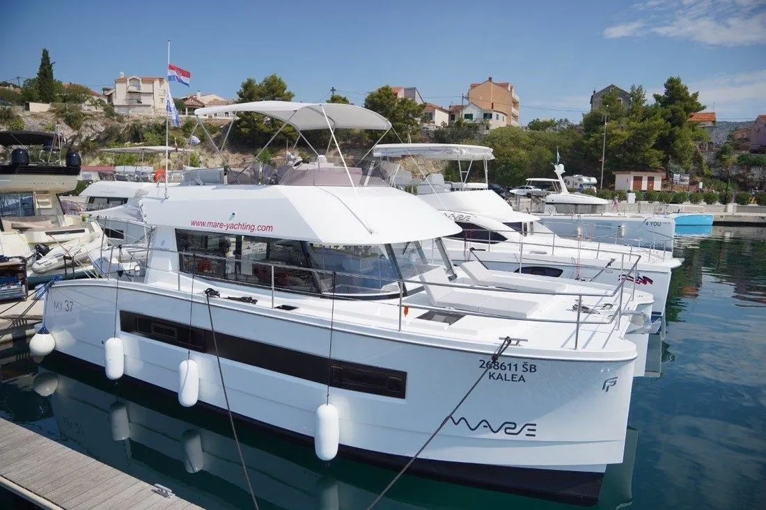 Kalea Charter Boat