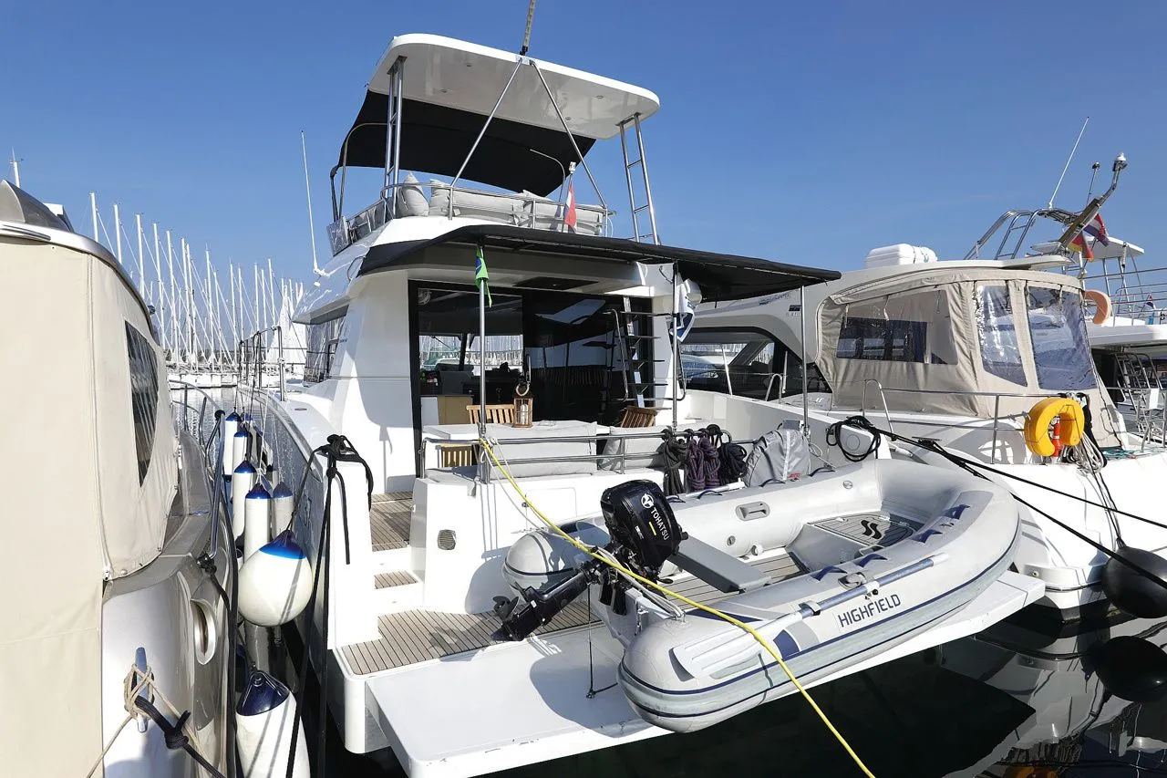 Marketka Charter Boat