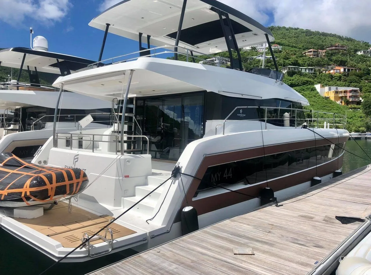 Elysium Kiralık Teknesi - 3