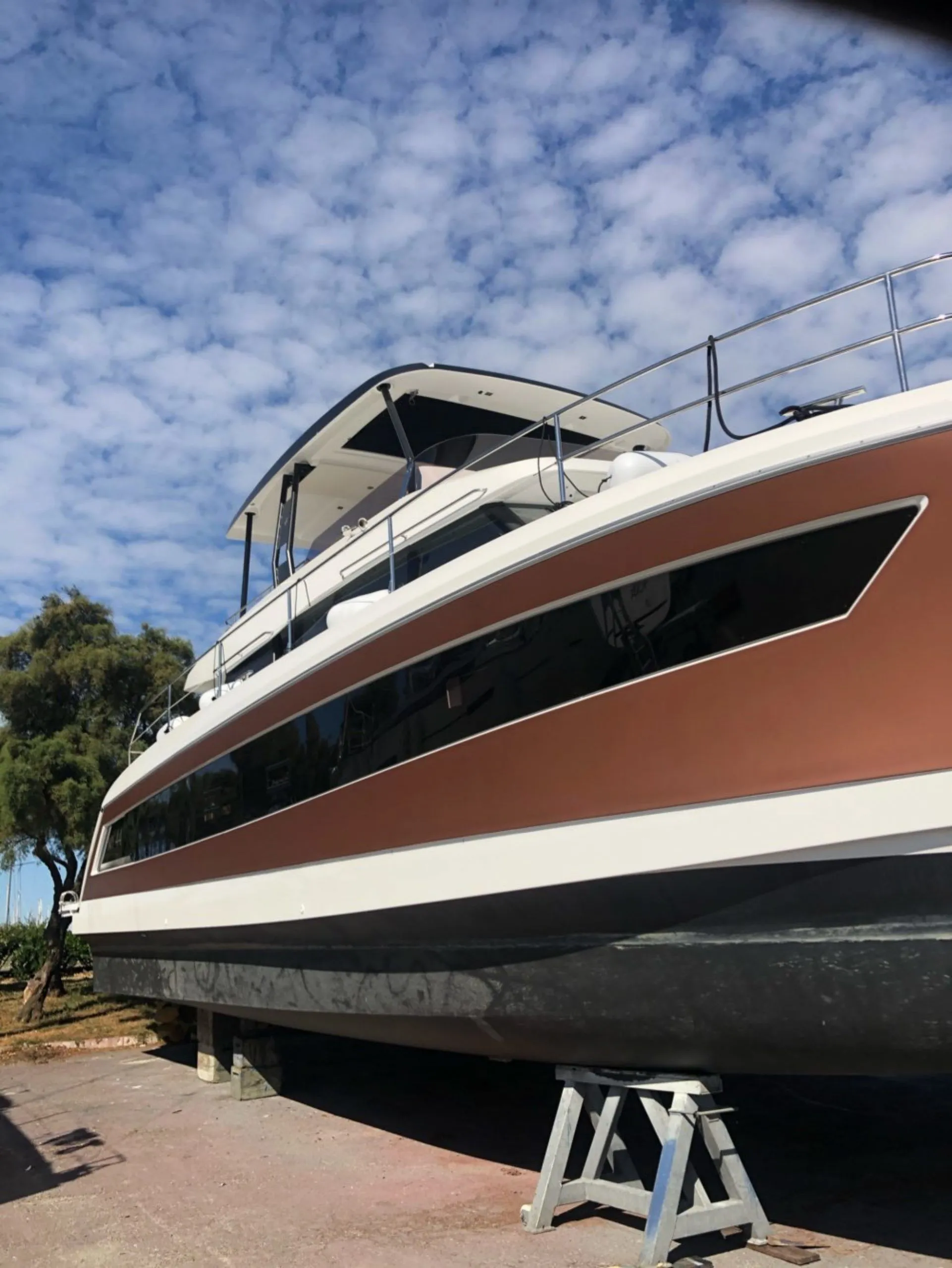 Elysium Kiralık Teknesi - 5