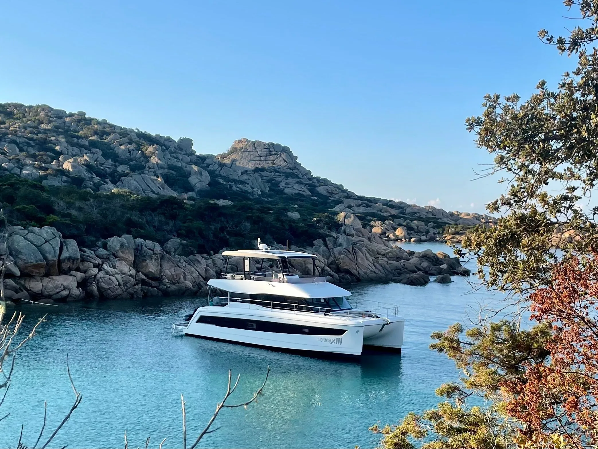 Charter a 14.2m Fountaine Pajot MY 44 in Golfe-Juan