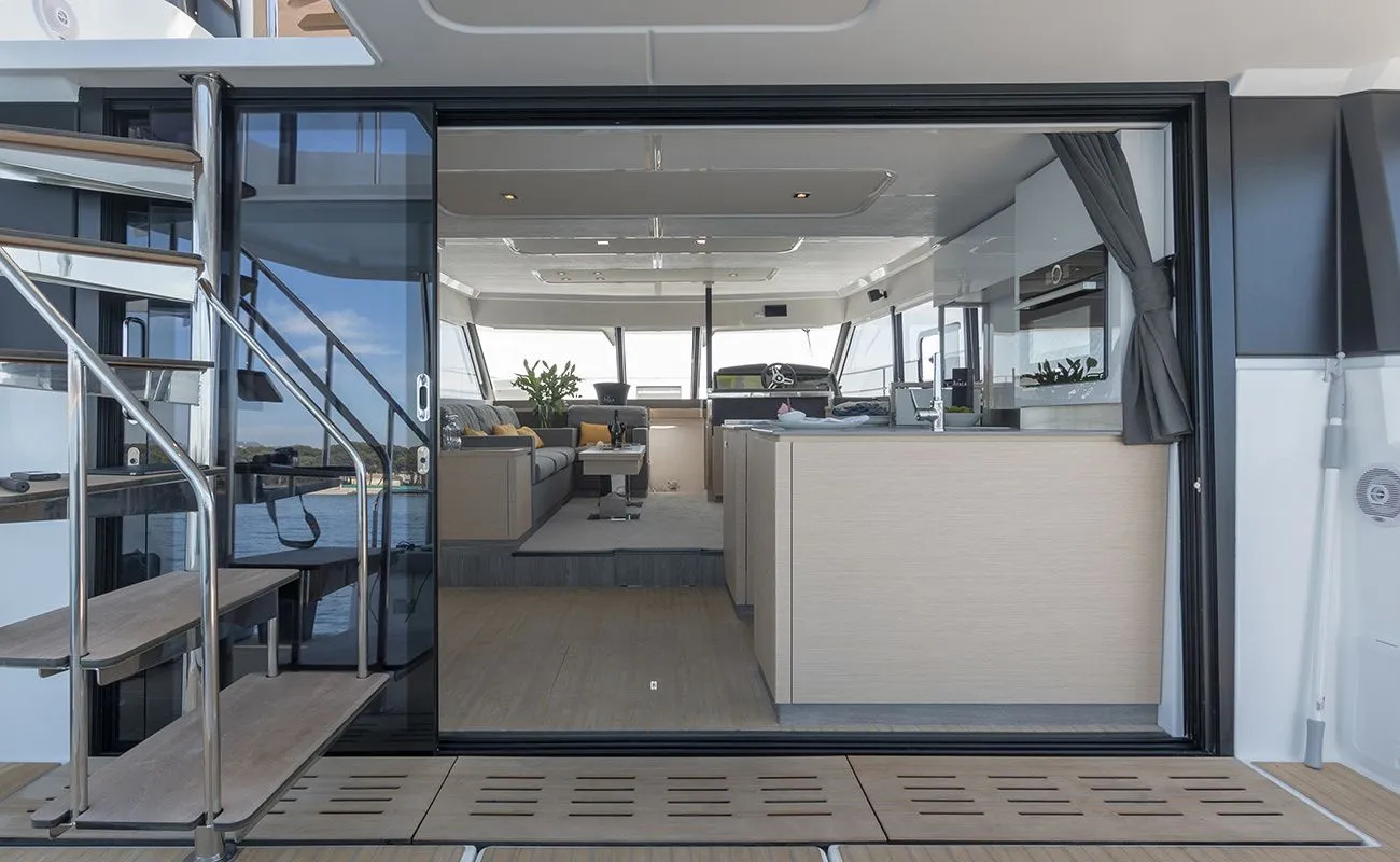 Rent a 13.41m Fountaine Pajot MY 44 Power Catamaran in Marsh Harbour