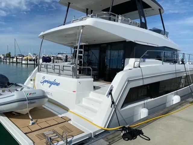 Rent a 13.41m Fountaine Pajot MY 44 Power Catamaran in Marsh Harbour