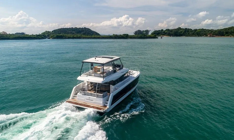 Red Lyon Charter Boat