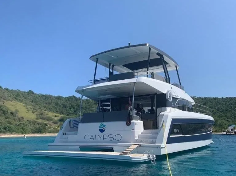 Boot - 14.63m Tortola Fountaine Pajot MY6 Hire