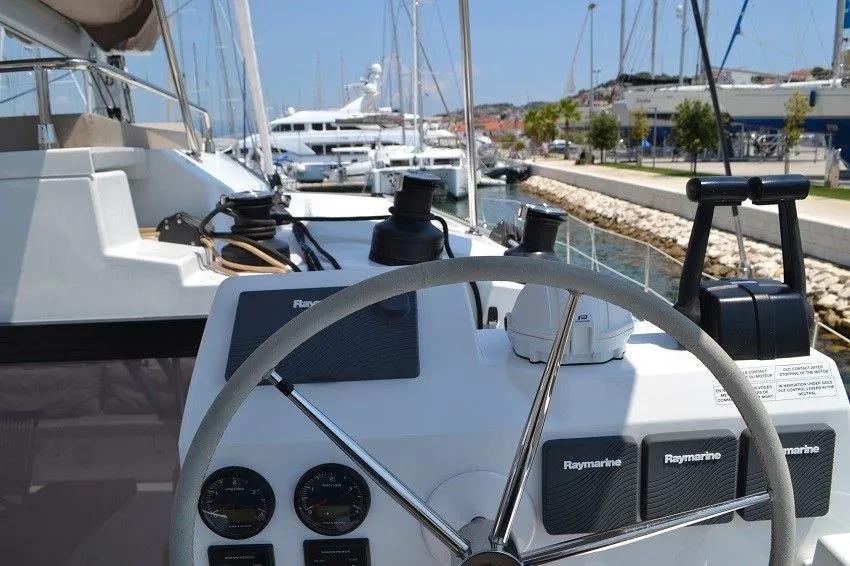 Feeling Free Charterboot - 5