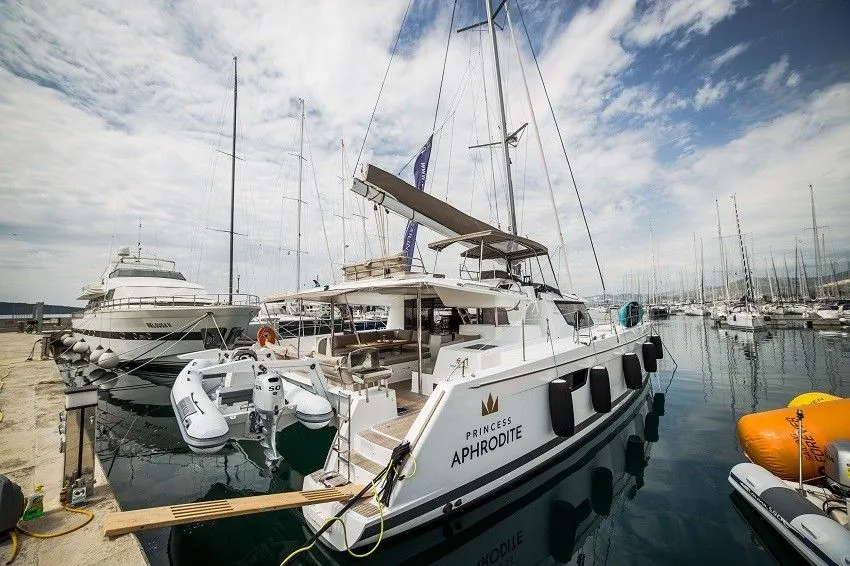 Princess Aphrodite Charterboot - 5
