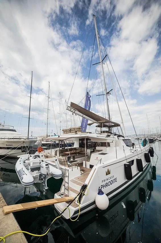 Princess Aphrodite Charterboot - 4
