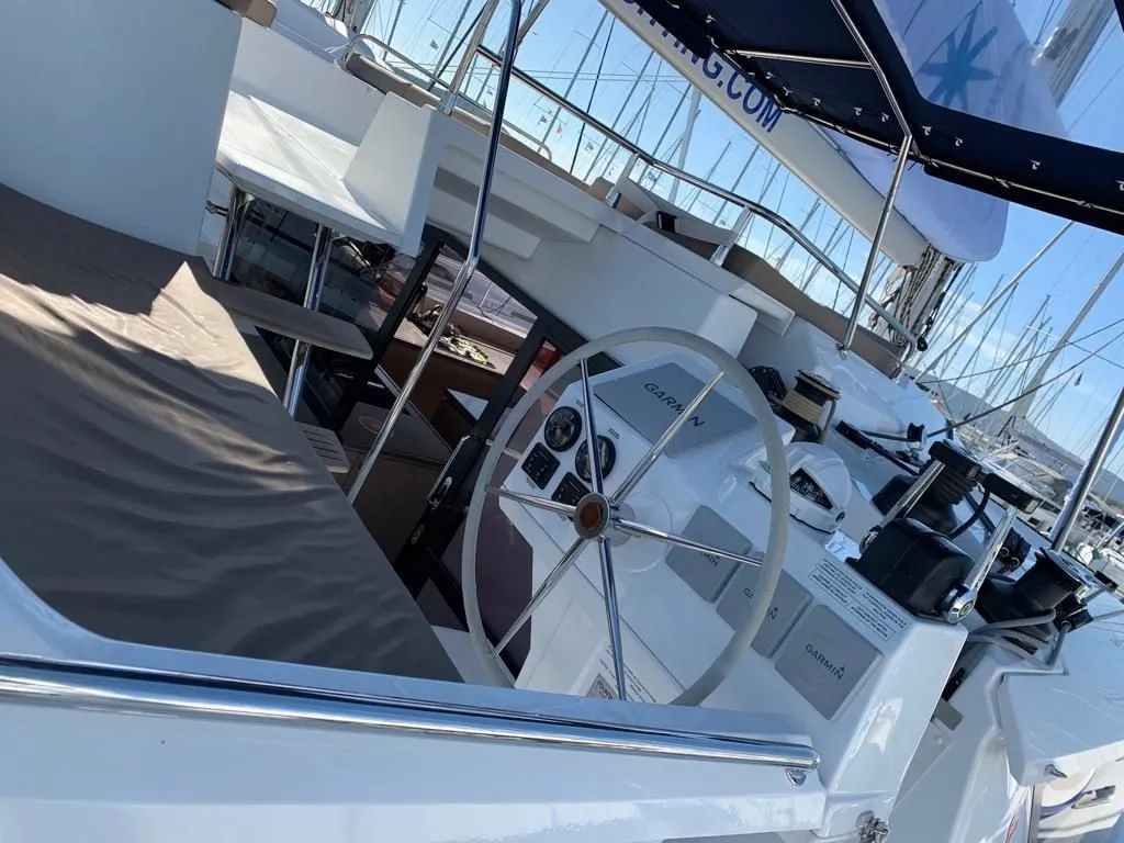 Waterloo Charterboot - 3