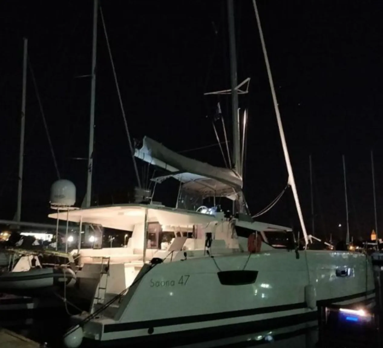 Felicia Charterboot - 4