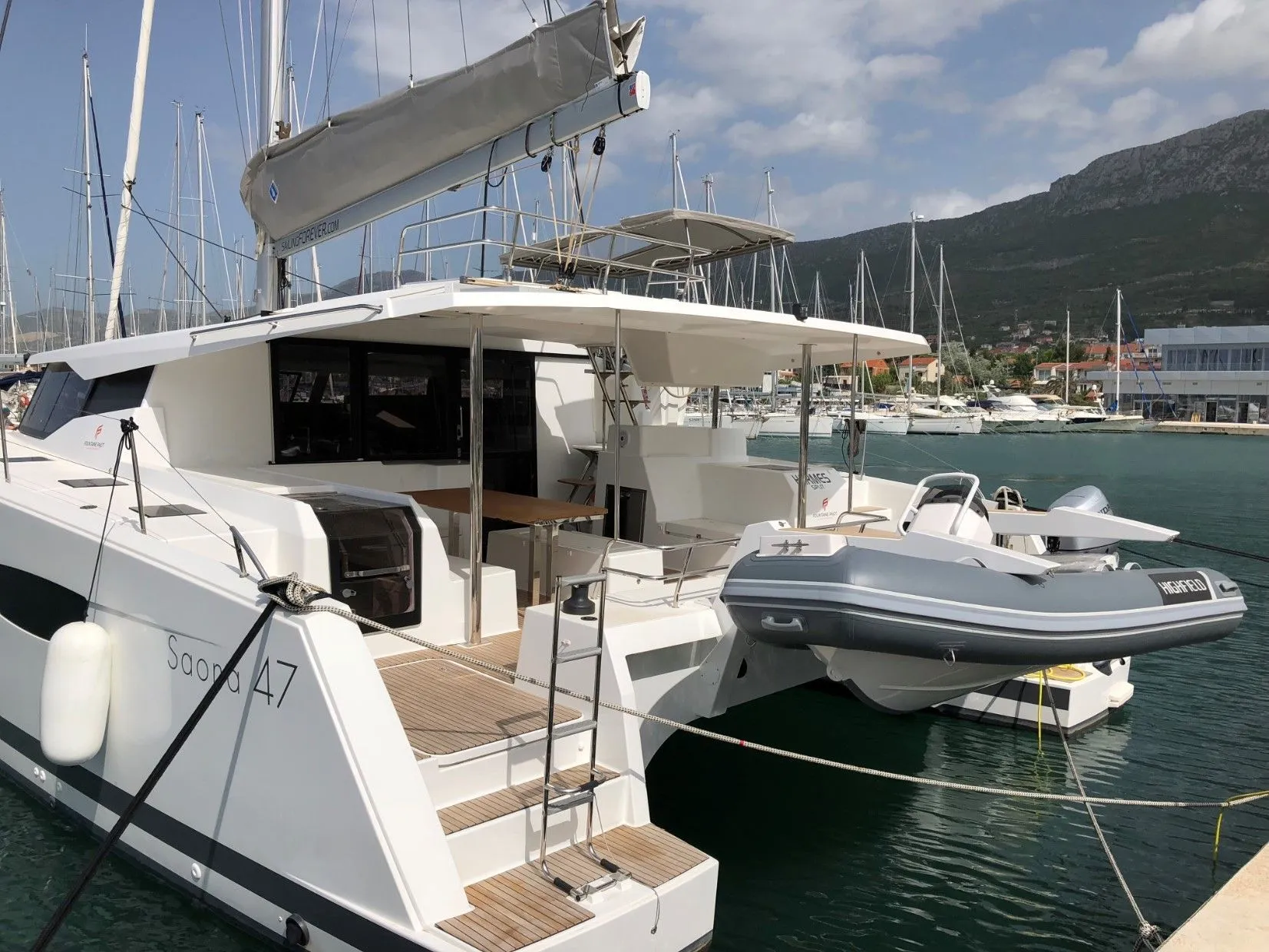 Hermes Charterboot - 4