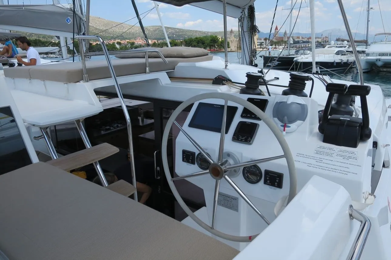 Trogir Kiralık 13.94m Tekne