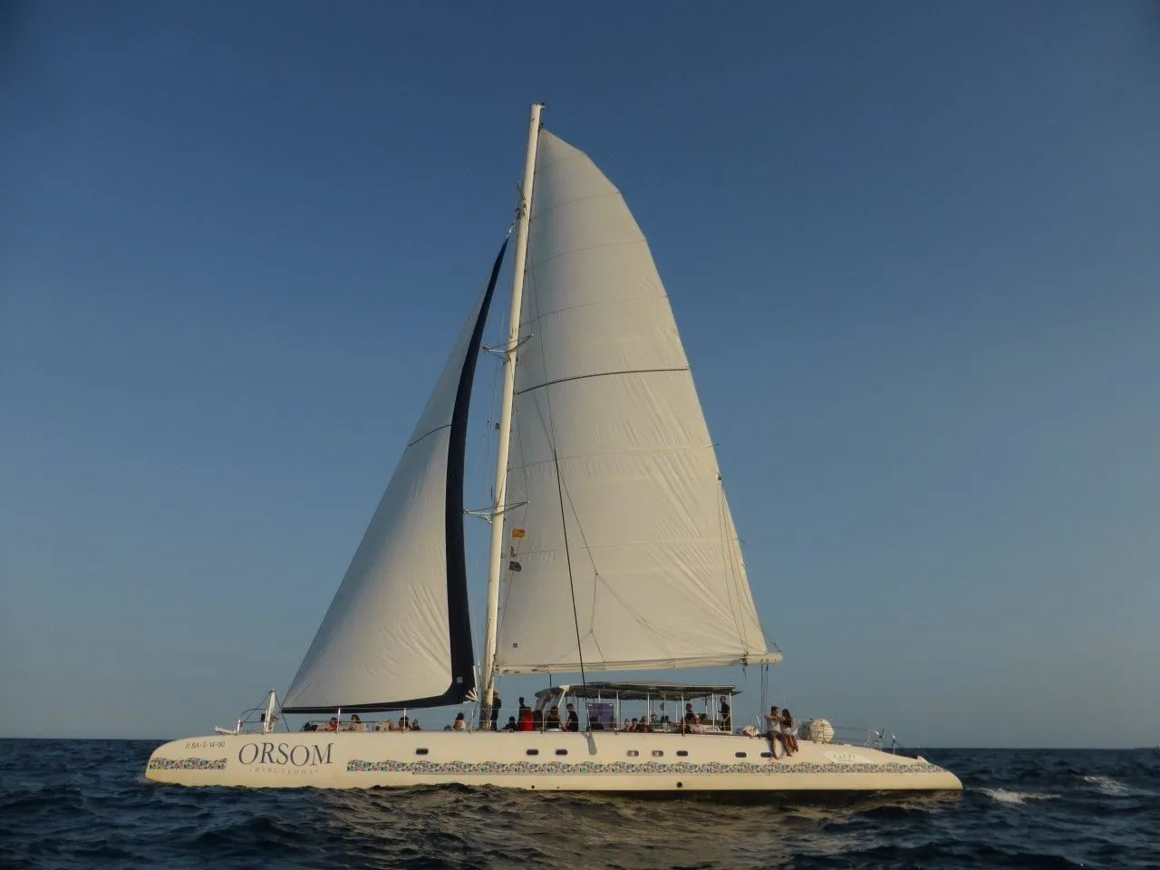 22.8m Barcelona Fountaine Pajot Taiti 75 Catamaran Hire
