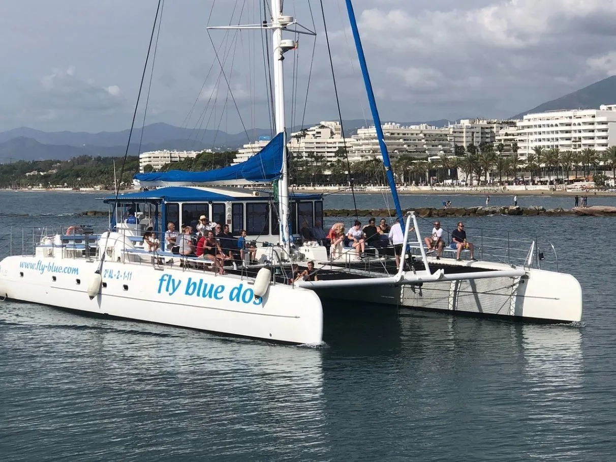 Fly Dos Charter Boat