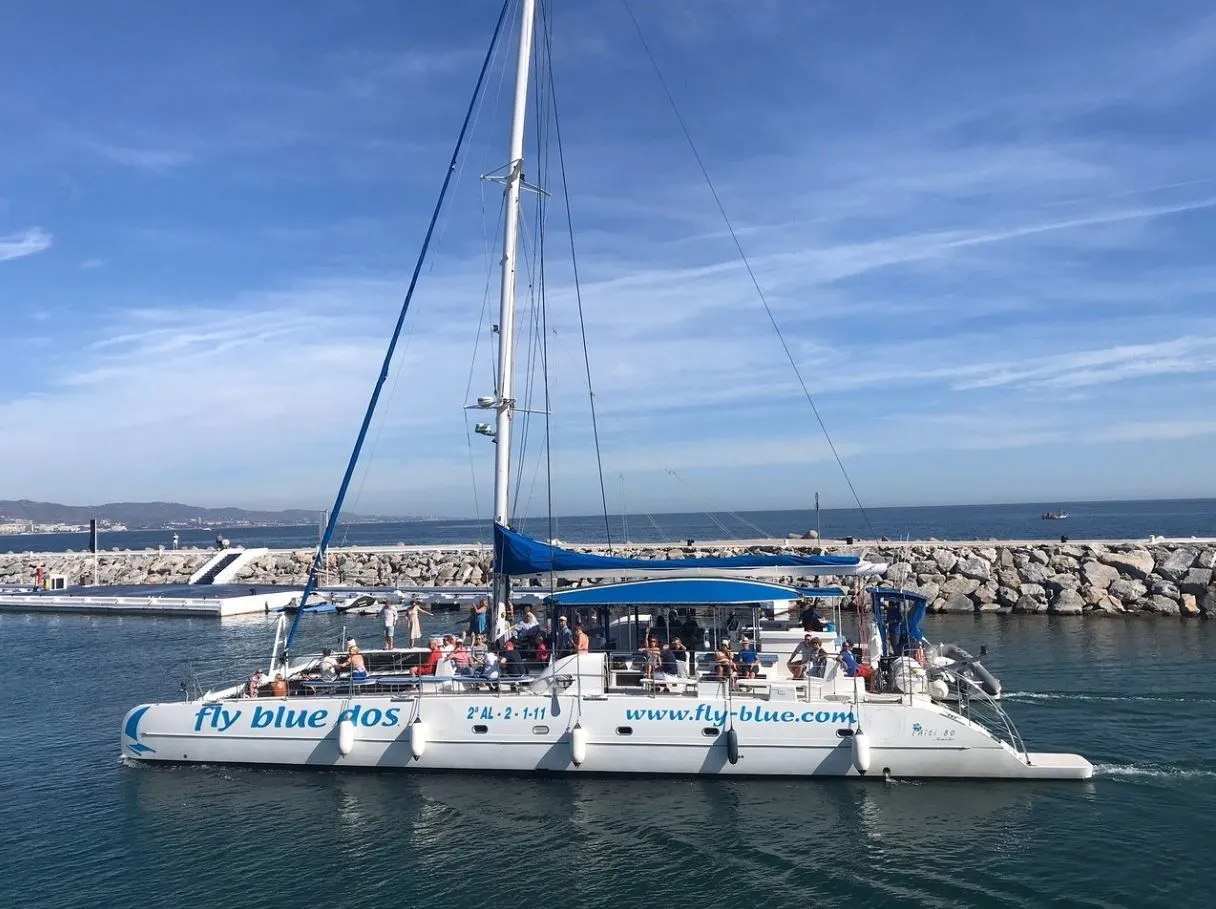 Fly Dos Charter Boat