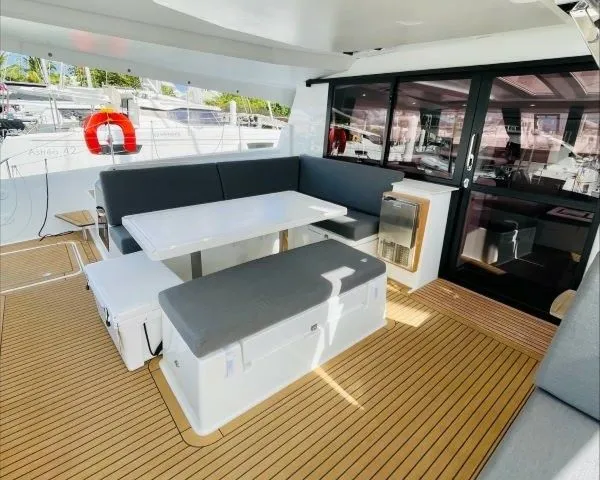 Runny Babbit Charterboot - 5