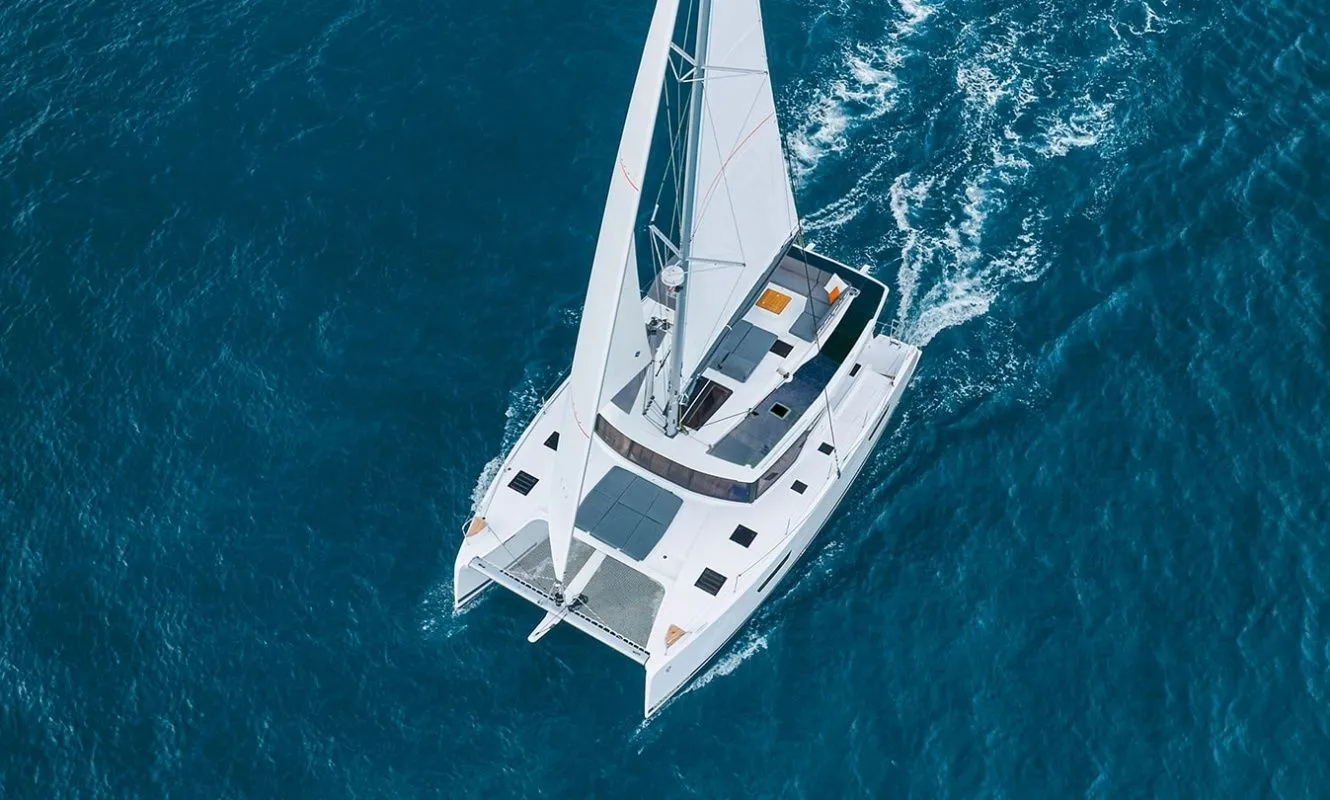 Rent a 13.94m Catamaran Fountaine Pajot Tanna 47 in Saint-Mandrier-sur-Mer