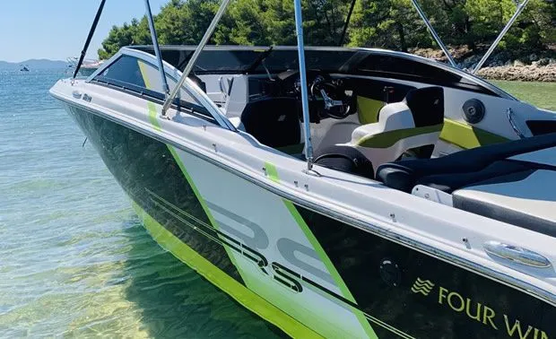 5.8m Zadar Motor Boat Hire