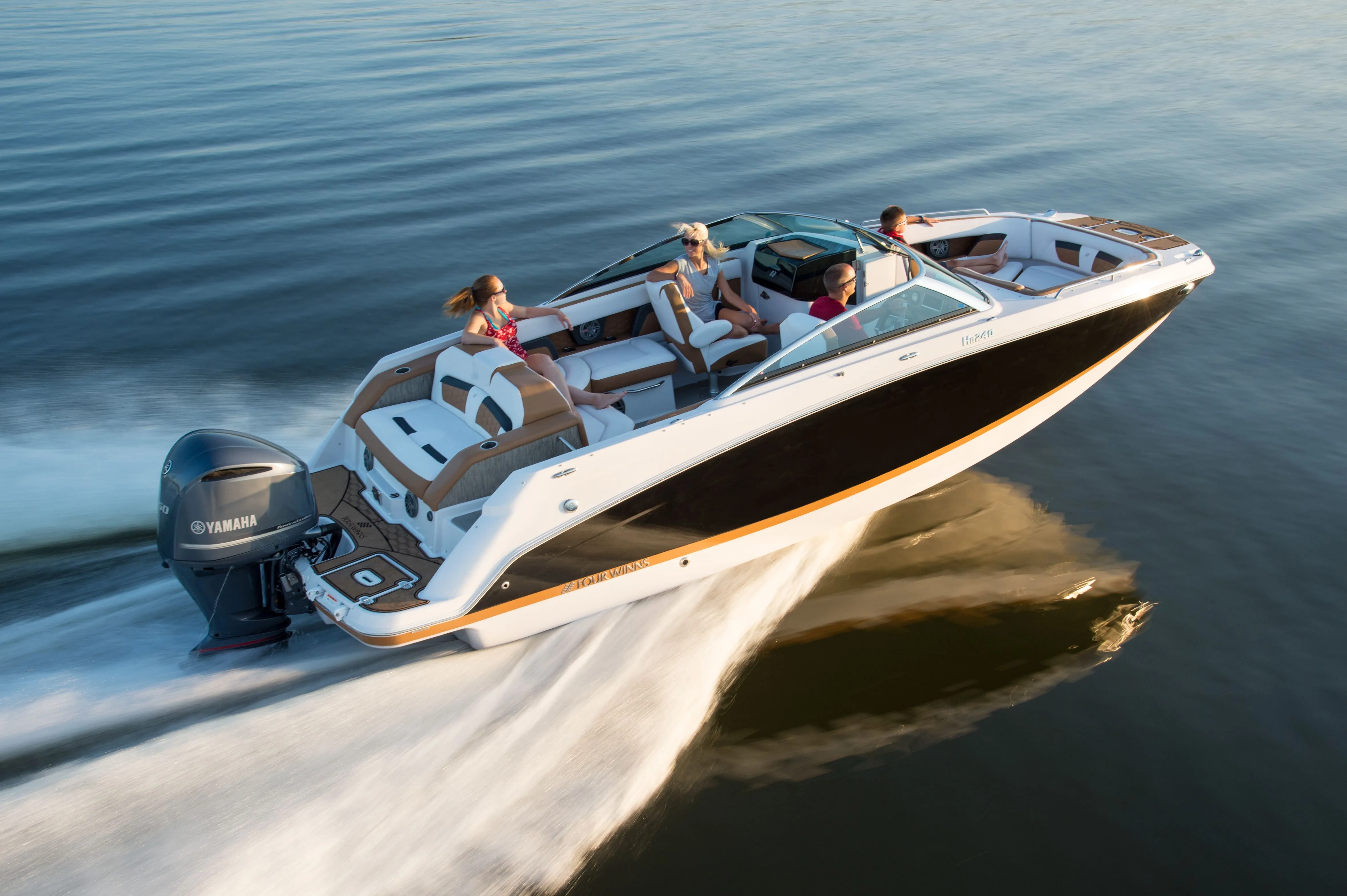 Four Winns Charter Boat