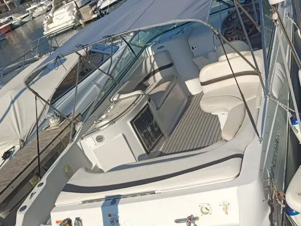 Charter a 8.6m Four Winns 285 Motor Yacht in Cannes