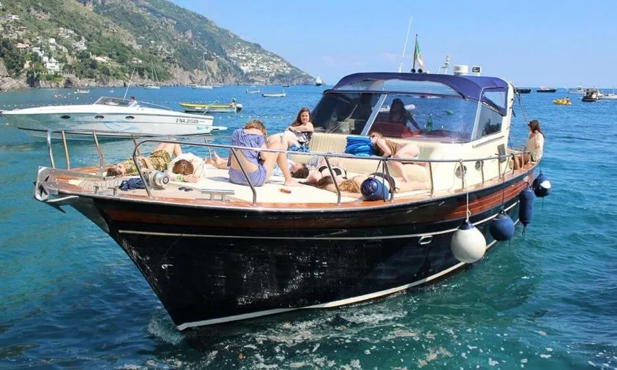 Positano 12.7m Kiralık Motoryat
