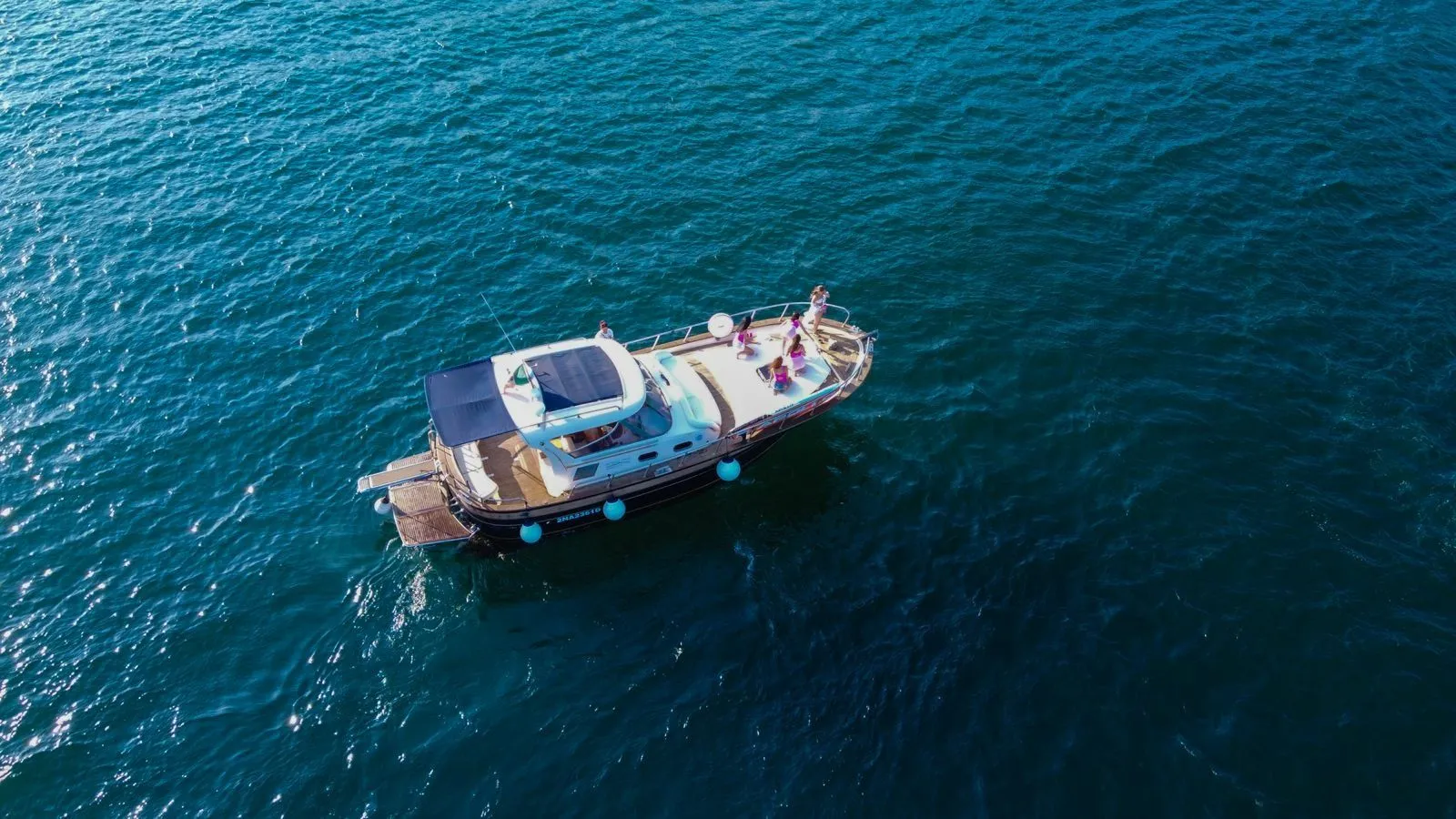 12.5m Siracusa Motor Yacht Hire